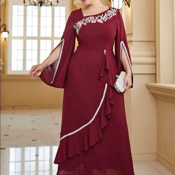 Embroidery asymmetrical dress - Picture 3 of 6